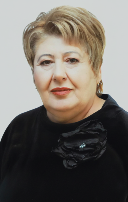 Հովհաննիսյան Կարինե